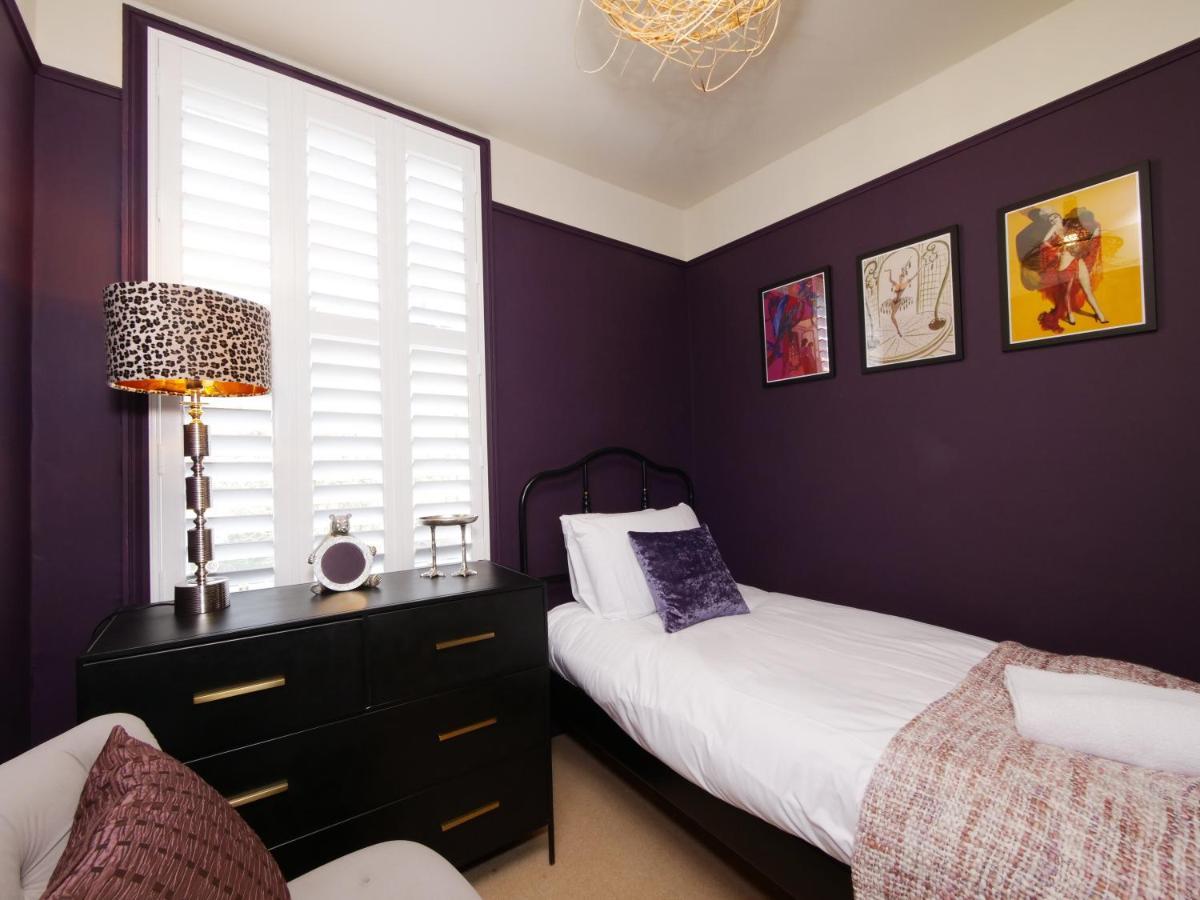 Bar Wall Cottage-City Wall Views-Sleeps 5 يورك المظهر الخارجي الصورة